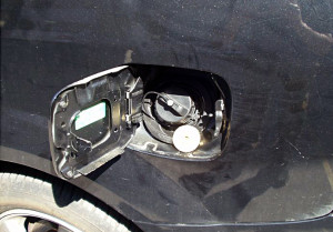 wlew paliwa w Mazda Premacy po instalacji gazowej