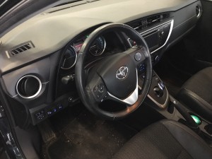 Toyota Auris przełącznik gazu