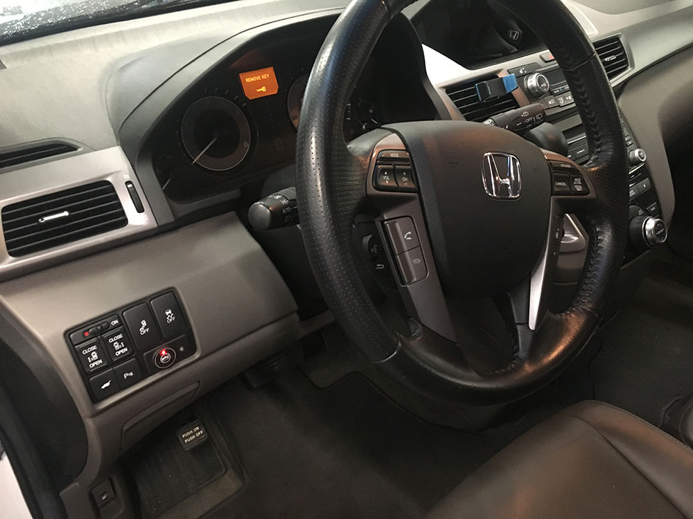 Honda Odyssey przełącznik gazu