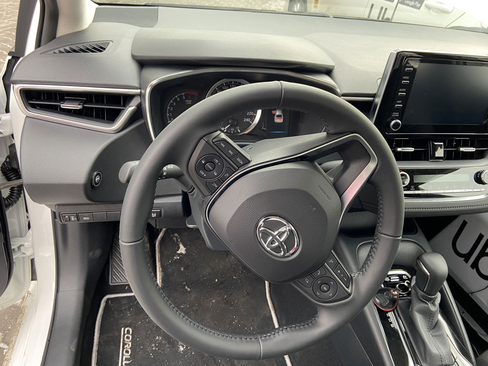 Toyota Corolla hybrydowa – przełącznik gazu instalacji gazowej LPG
