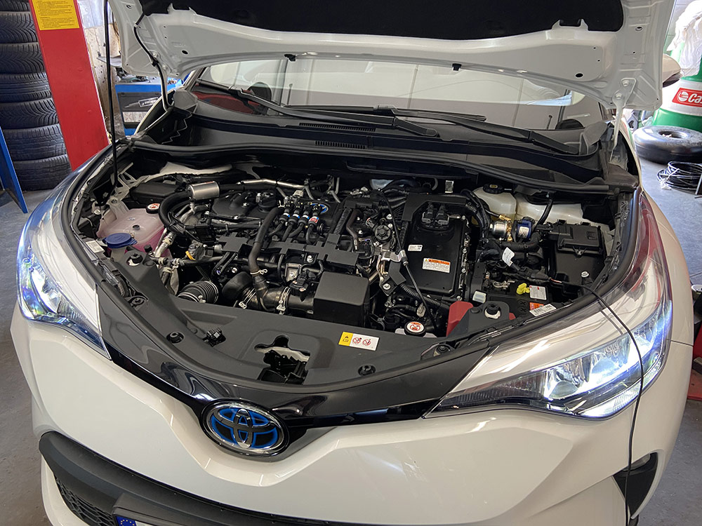 Toyota C-HR wtryski gazu