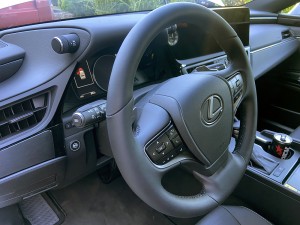 Lexus ES 300H przełącznik gazu