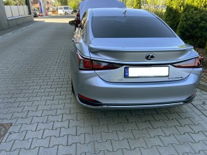 Lexus ES 300H tył samochodu