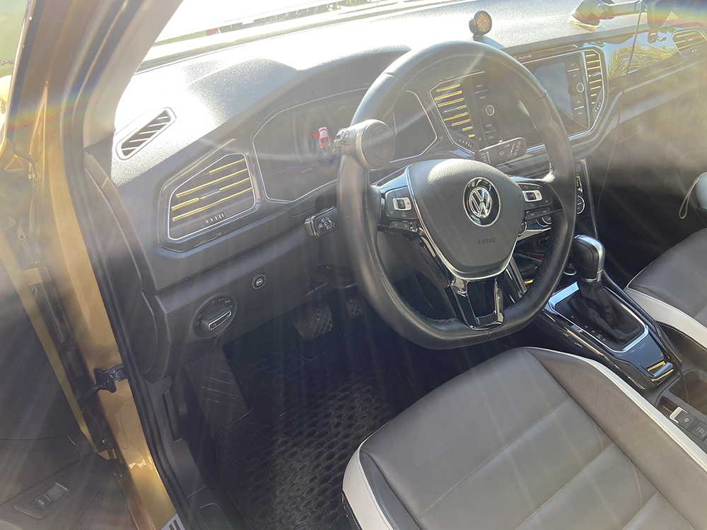 Volkswagen-T-ROC-przelacznik-gazu